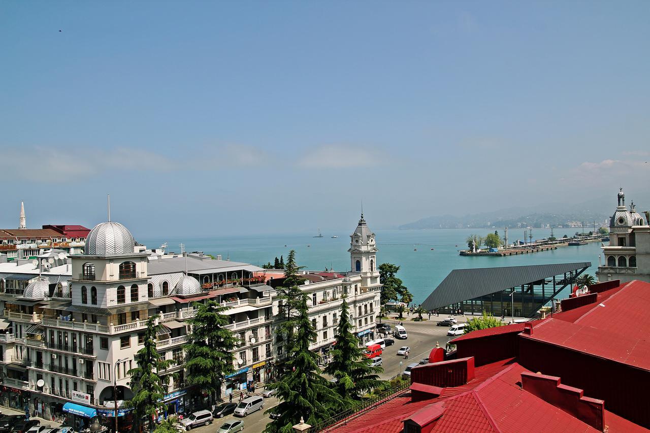 Mardi Plaza Hotel Μπατούμι Εξωτερικό φωτογραφία