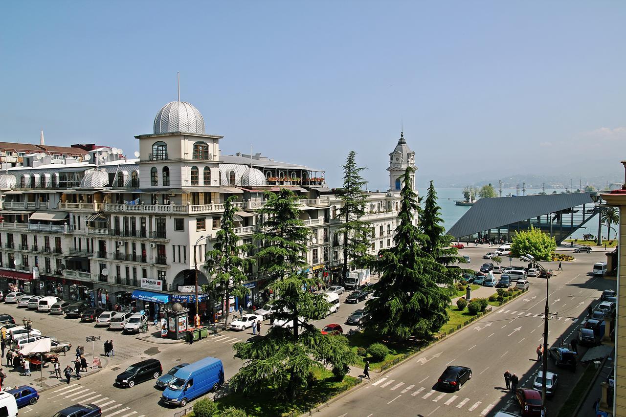 Mardi Plaza Hotel Μπατούμι Εξωτερικό φωτογραφία