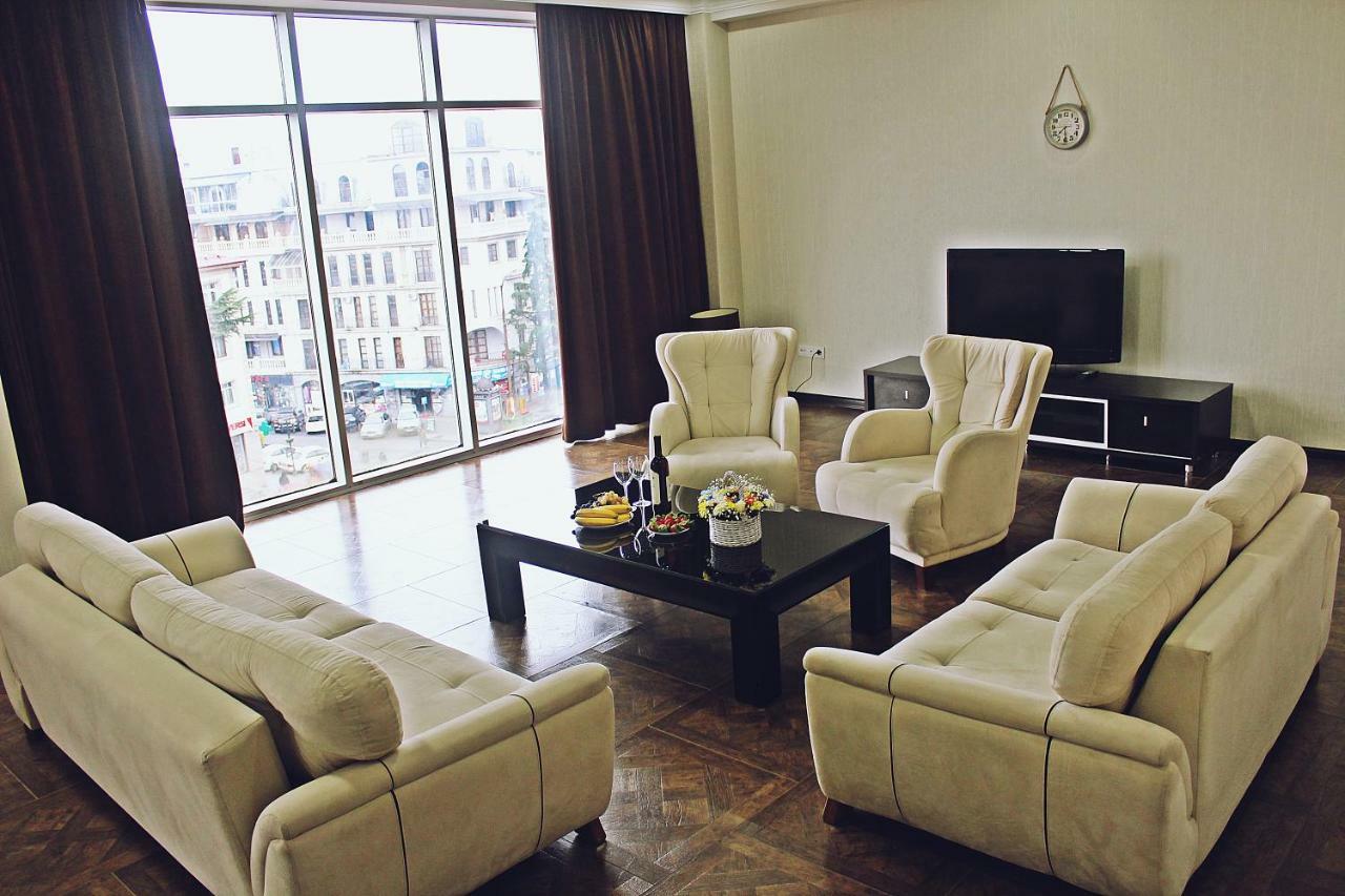 Mardi Plaza Hotel Μπατούμι Εξωτερικό φωτογραφία
