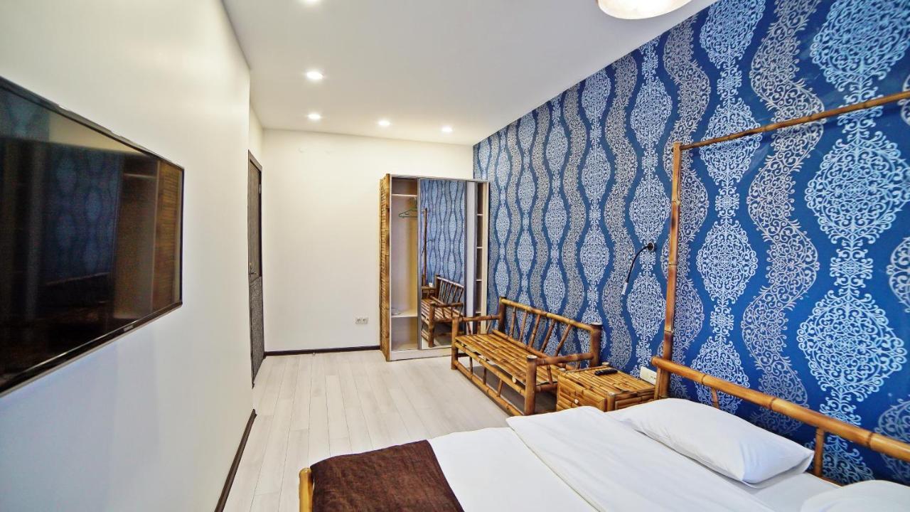 Mardi Plaza Hotel Μπατούμι Εξωτερικό φωτογραφία