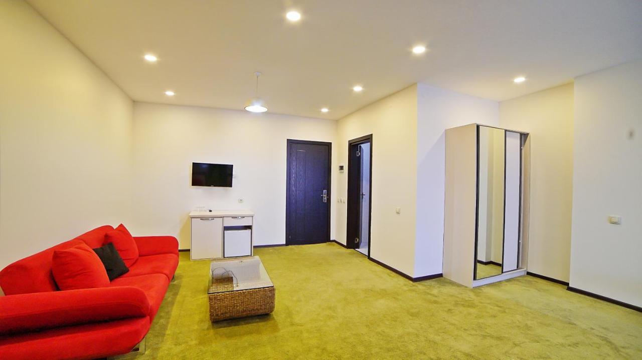 Mardi Plaza Hotel Μπατούμι Εξωτερικό φωτογραφία